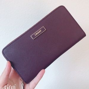 New DKNY women wallet leather